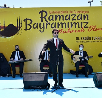 Fatih te Büyüklerimizle Bayramı Kutladık Fatih te Büyüklerimizle Bayramı Kutladık