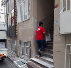 Erzak Yardımları Devam Ediyor