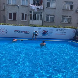 Fatihli Çocuklar Yazın Tadını Çıkarıyor Fatihli Çocuklar Yazın Tadını Çıkarıyor