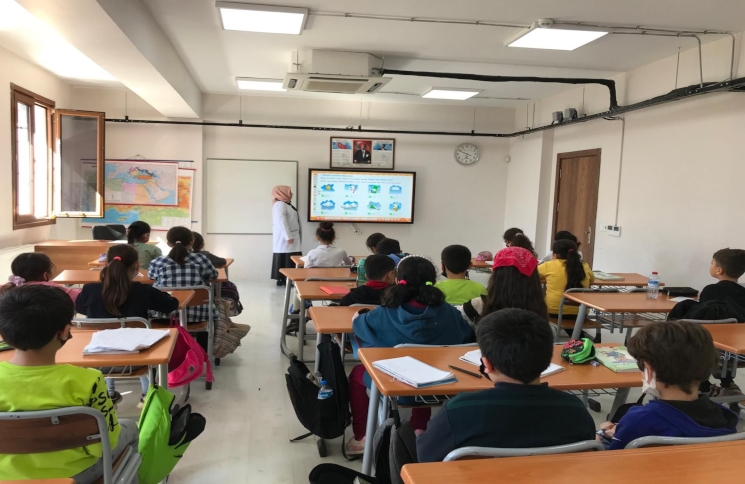 Fatihli Öğrenciler Ara Tatilde Derslerine Devam Ediyor Fatihli Öğrenciler Ara Tatilde Derslerine Devam Ediyor