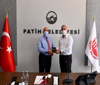 Lübnan Başkonsolosu ndan Başkan Turan a Ziyaret