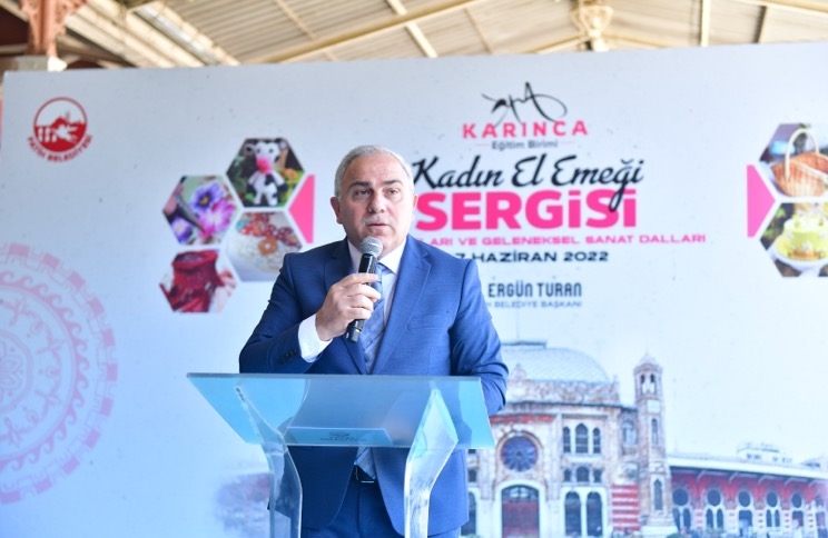 Fatihli Kadınların El Emeği Eserleri Sirkeci Garı nda Sergileniyor Fatihli Kadınların El Emeği Eserleri Sirkeci Garı nda Sergileniyor