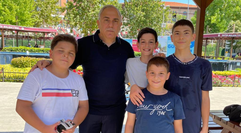 Başkan Turan Yaşam Merkezlerindeki Vatandaşlarla Bir Araya Geldi Başkan Turan Yaşam Merkezlerindeki Vatandaşlarla Bir Araya Geldi