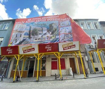 Balat ta Cepheler Güzelleşiyor