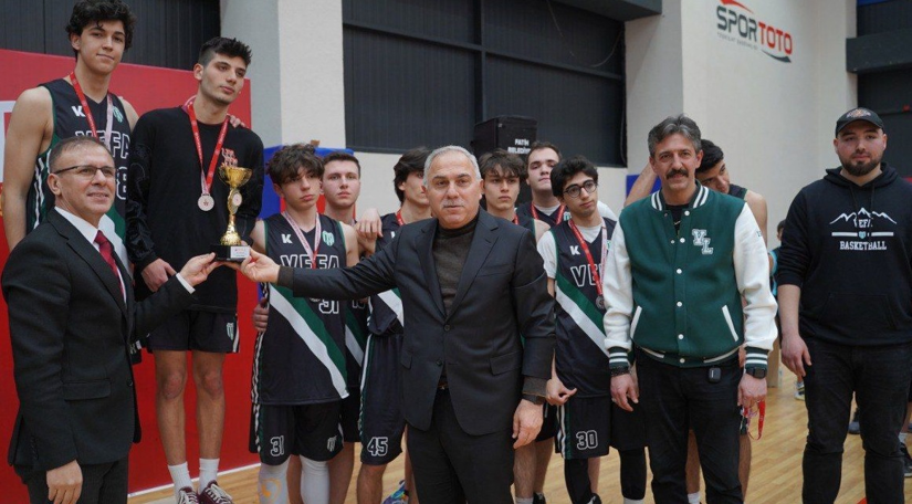 Okullararası Suriçi Kupası Basketbol Finali Yapıldı