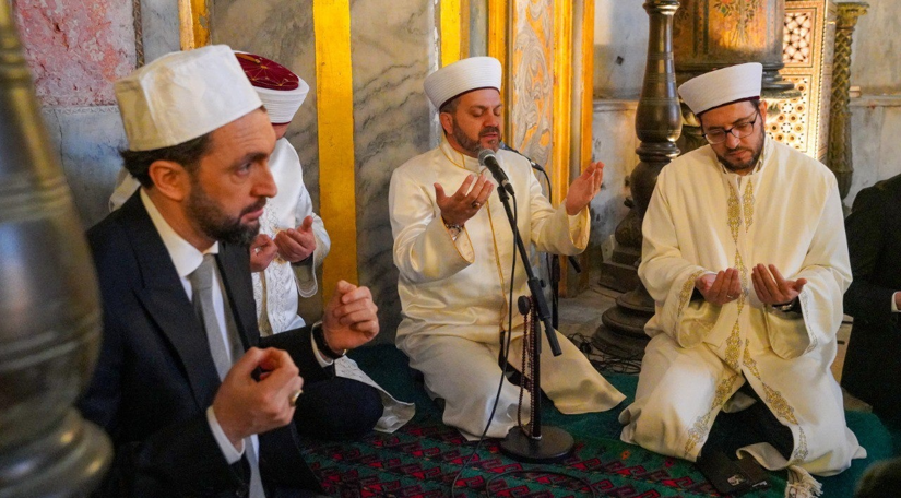 Ayasofya-i Kebir Camii nde Ramazan Ayı Karşılandı