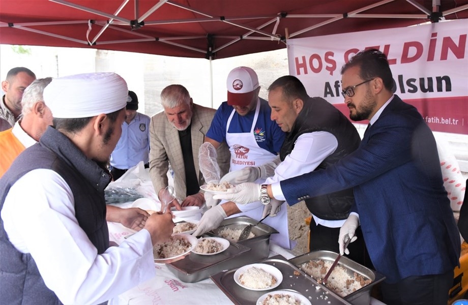 Yavuz Sultan Selim Han Vefatının 499 uncu Yıldönümünde Anıldı… Yavuz Sultan Selim Han Vefatının 499 uncu Yıldönümünde Anıldı…