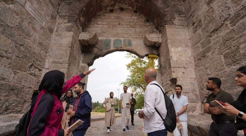 İstanbul un Tarih Dolu Semtlerini Keşfetme Fırsatı: Taşların Dilinden Fatih