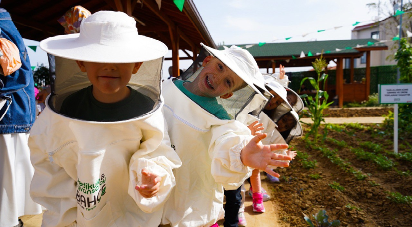 Yedikule&Ayvansaray Bahçe de Çocuklara Özel Arıcılık Atölyesi Düzenlendi
