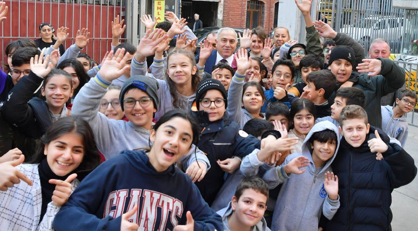 Başkan Turan Aksaray Mahmudiye Ortaokulu nda Gençler ile Buluştu
