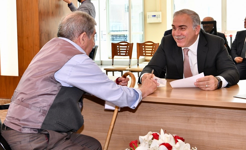 Fatih Belediyesi nde Halk Günü Fatih Belediyesi nde Halk Günü