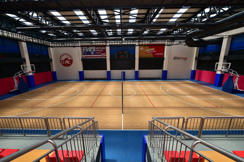 Atatürk Çağdaş Yaşam Lisesi Kapalı Spor Salonu
