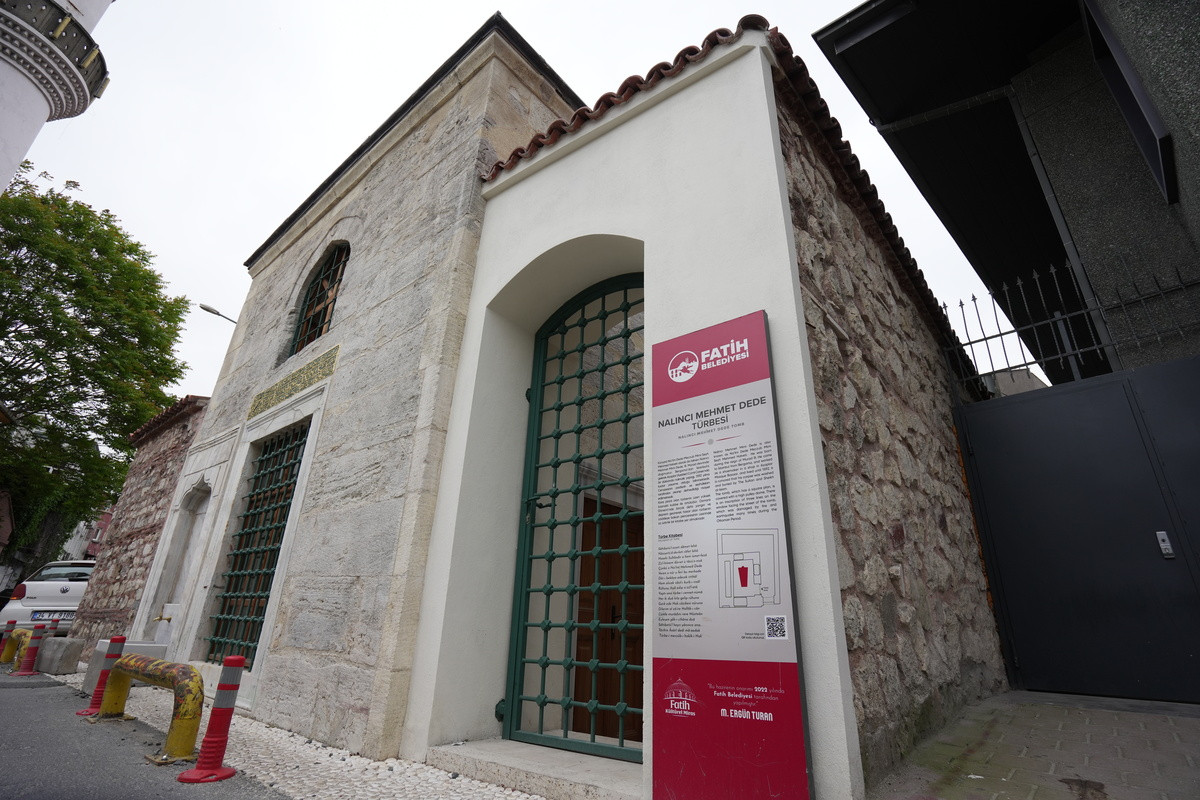 Nalıncı Mimi Dede Türbesi